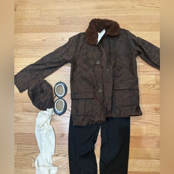 Aviator jacket, scarf, cap and glasses size 5-7 years. Pajamas included - Picture 1 of 4